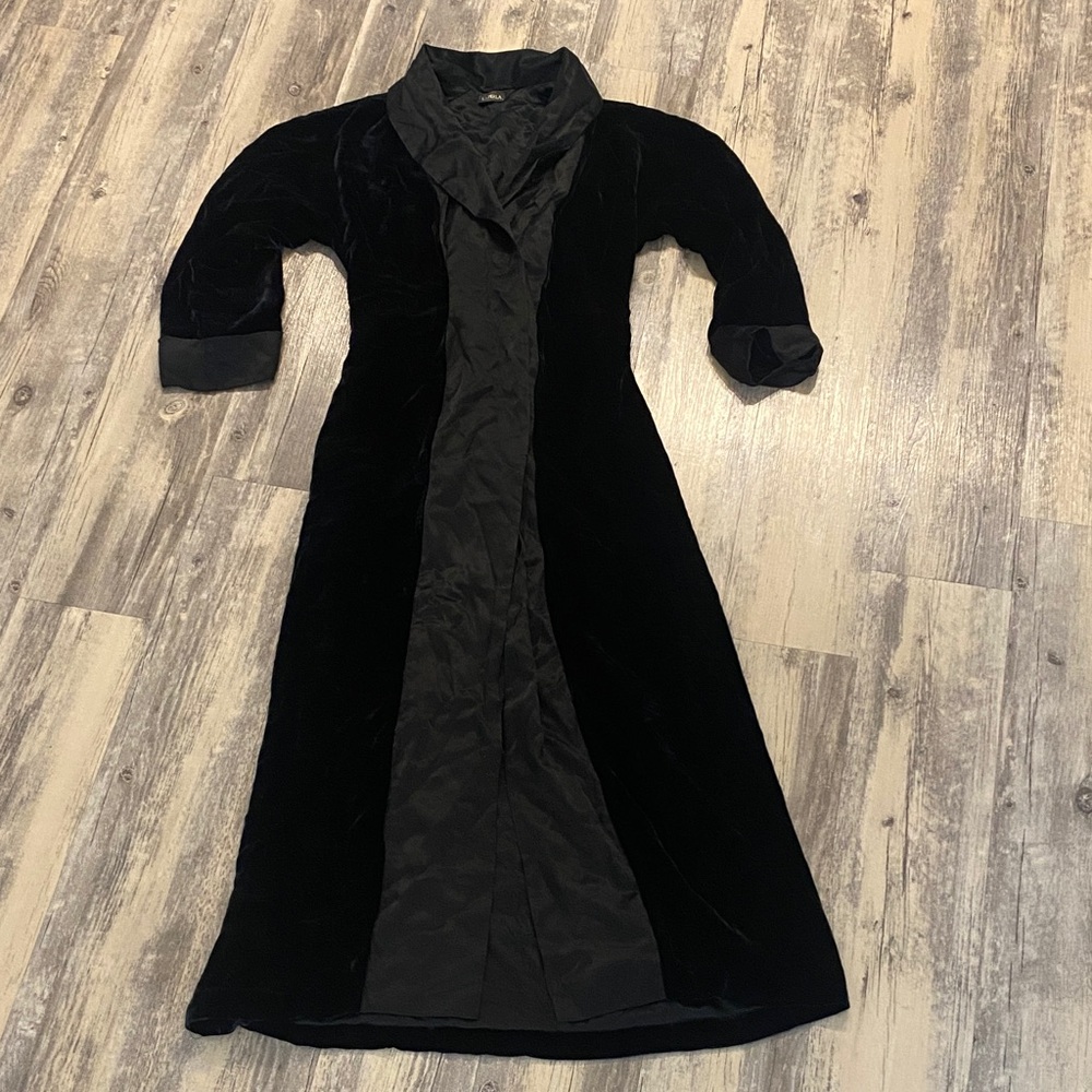 La Perla Silk Velvet Robe Black w Pockets & Tie Sash
